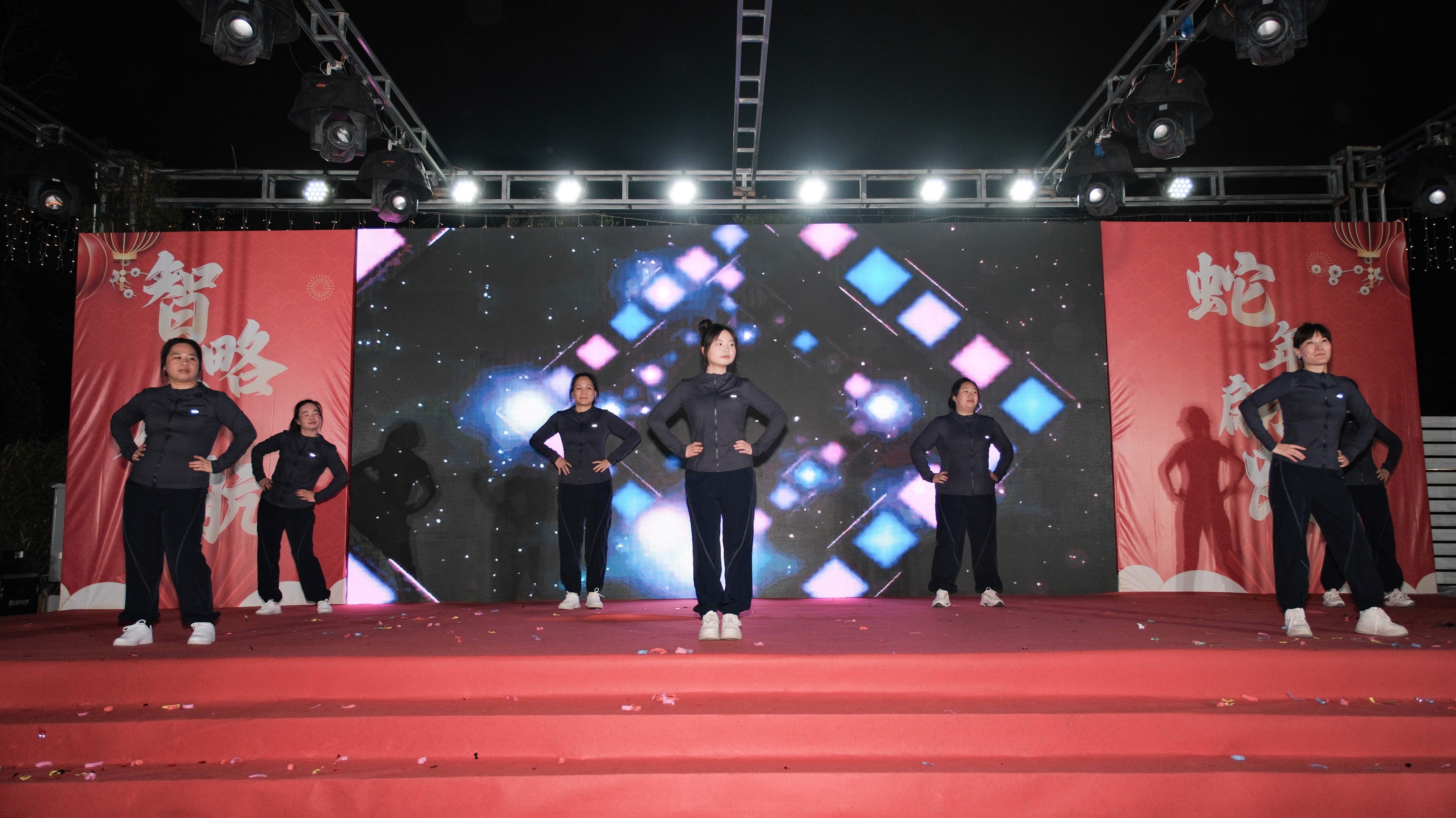 久信達(dá)科技2024年年會圓滿落幕：感恩同行，共創(chuàng)環(huán)保新未來，乘風(fēng)破浪，夢想起航(圖10)